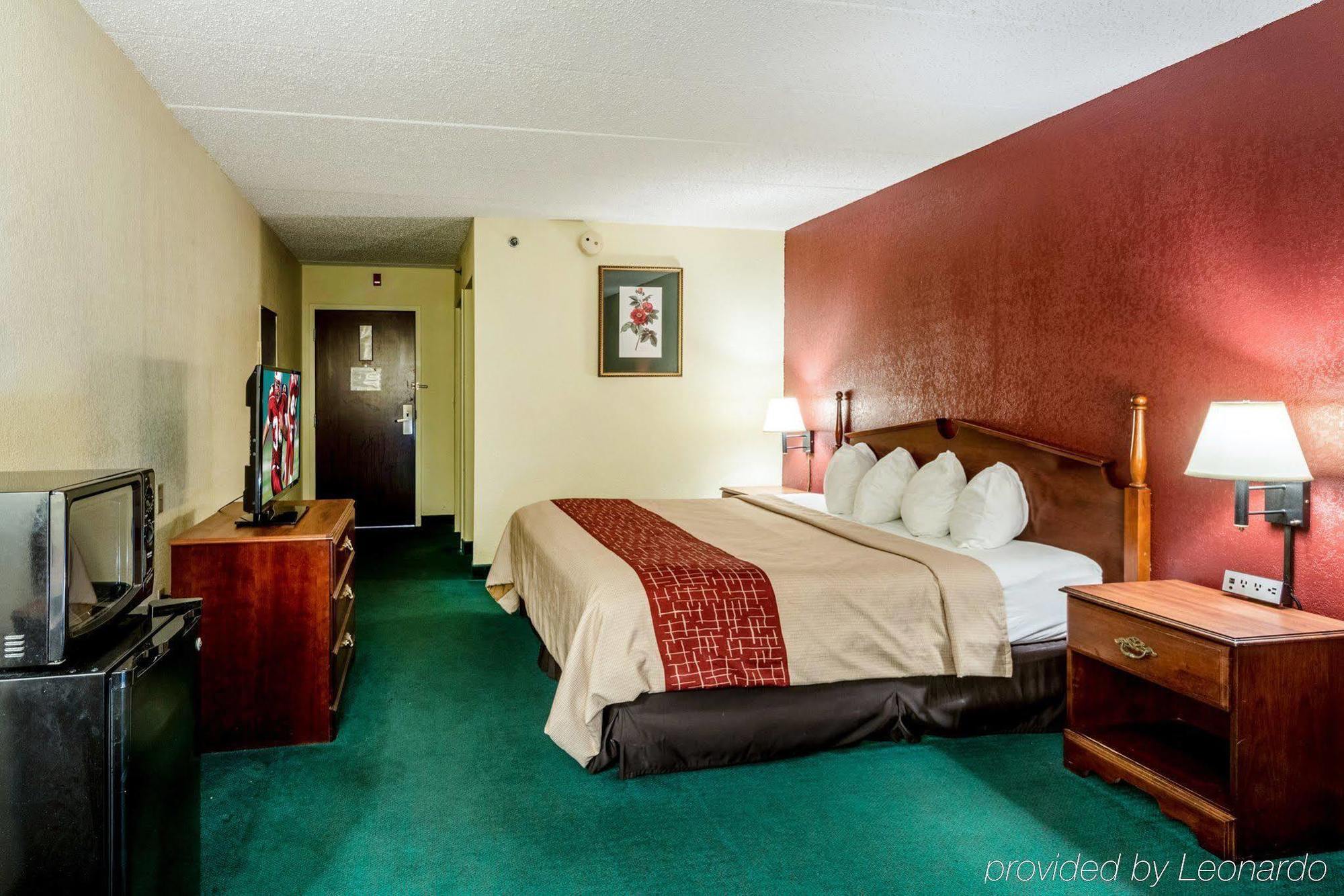 Red Roof Inn Morehead Kültér fotó