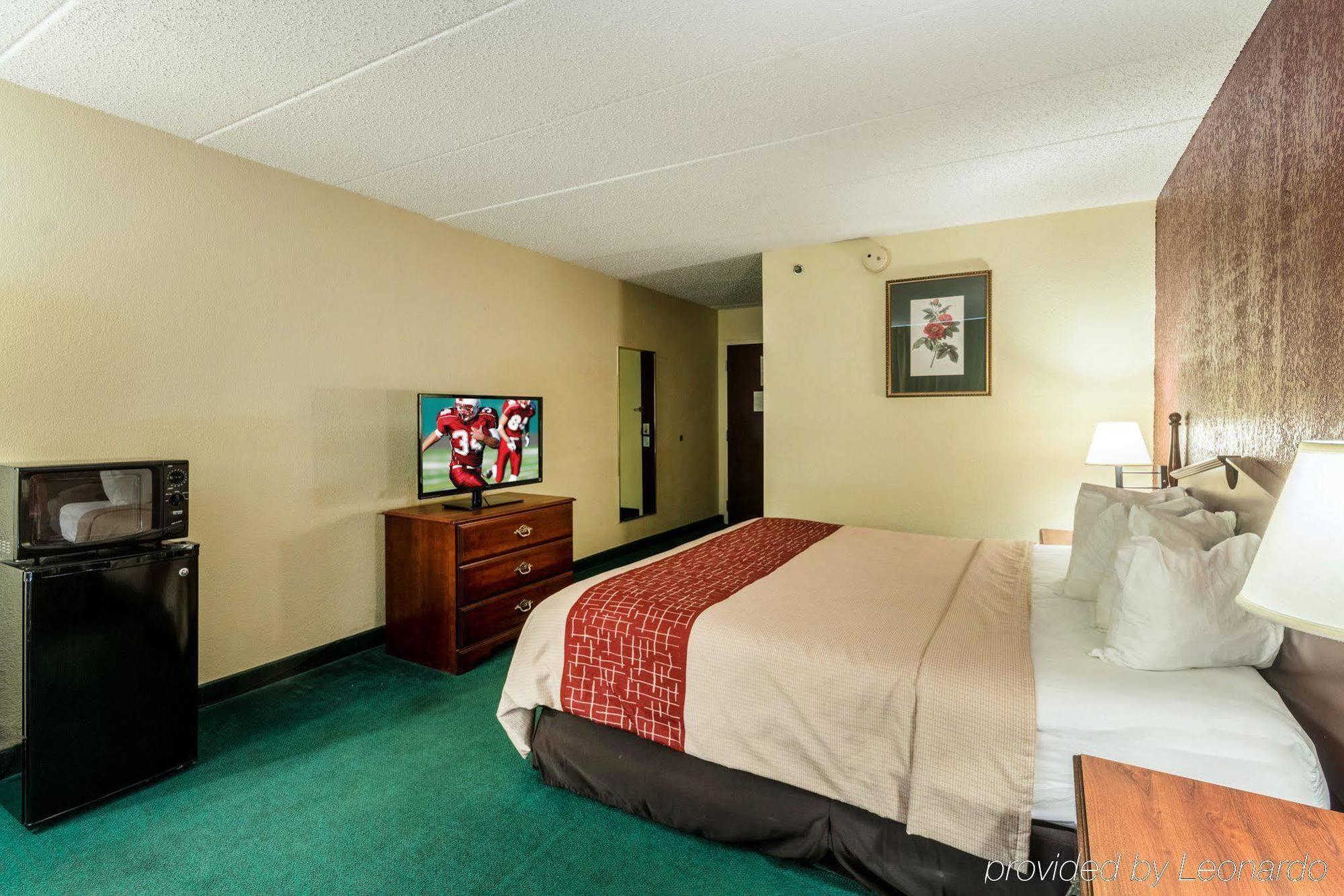Red Roof Inn Morehead Kültér fotó