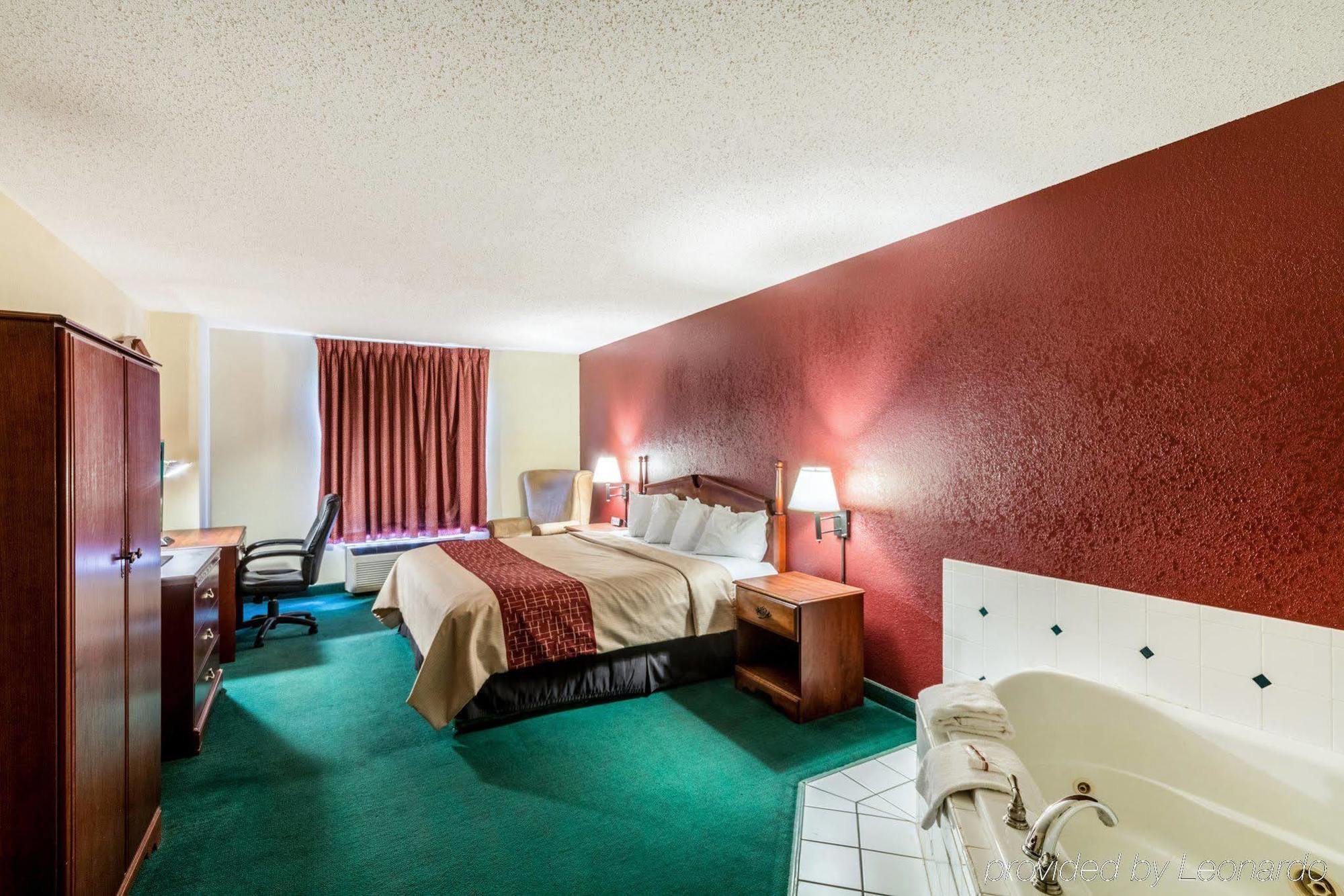 Red Roof Inn Morehead Kültér fotó