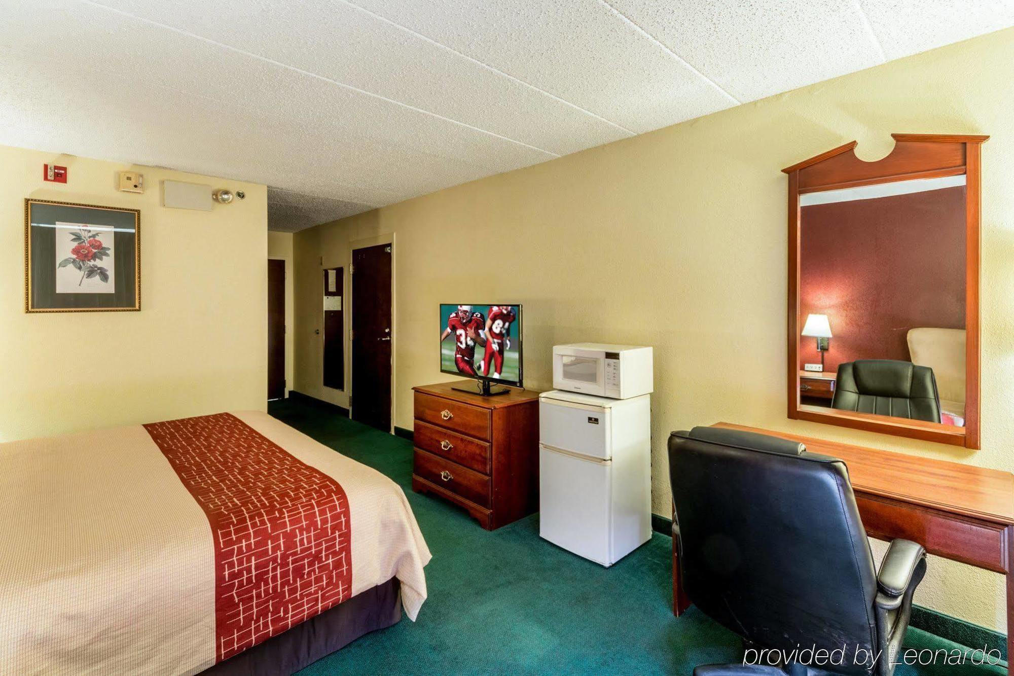 Red Roof Inn Morehead Kültér fotó